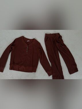 PACT Women’s Long Sleeve Waffle Henley Top — Deep Brown